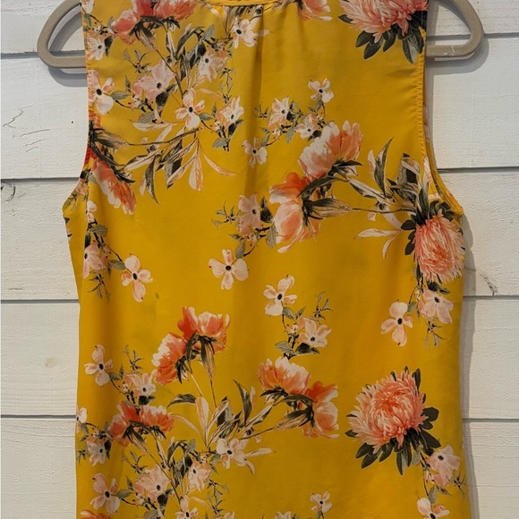 Rose & Olive Yellow Sleeveless Blouse with Floral Design - Picture 10 of 13